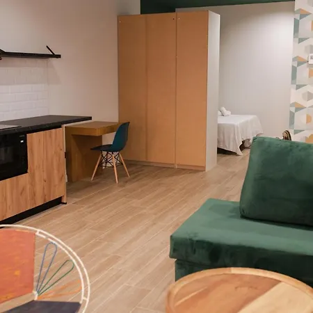 Ziryab apartamentos 3 *
